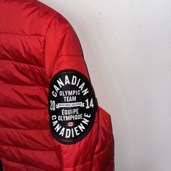 2014 Canadian Olympic Team Woman S HBC Red Puffer Jacket Canada Podium Down - Picture 2 of 7